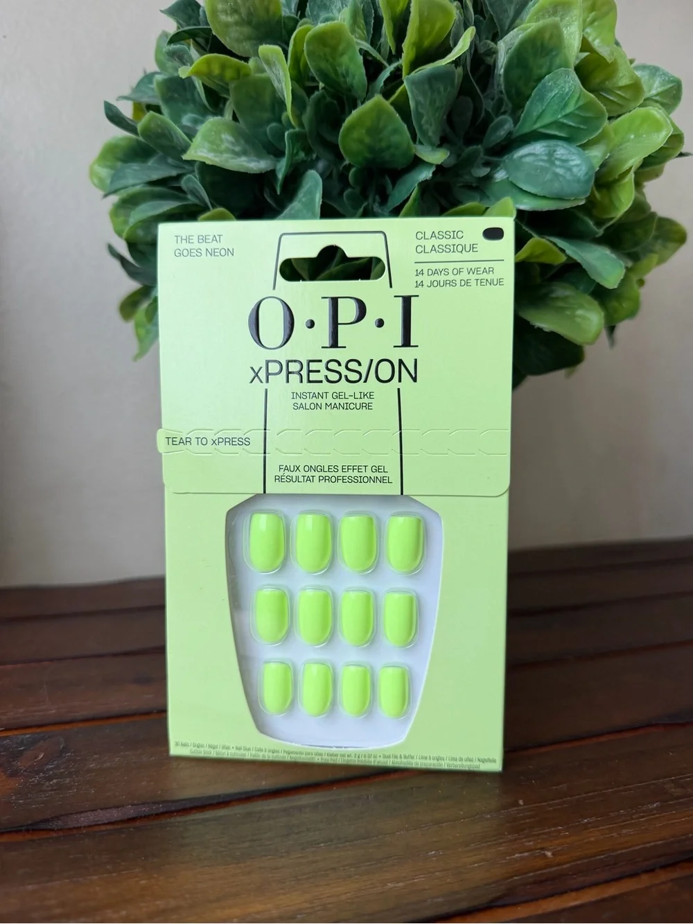 OPI xPress/On The Beat Goes Neon Press-On Nails